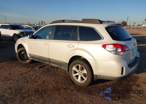 2013 Subaru Outback 2.5I Premium z USA, uszkodzony, nr VIN 4S4BRBCC9D3269324